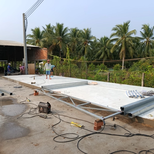 NHÀ KHUNG THÉP VÁCH PANEO