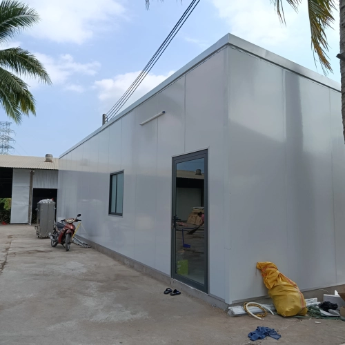 NHÀ KHUNG THÉP VÁCH PANEO