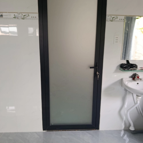 cửa nhôm xingfa một cánh đẹp