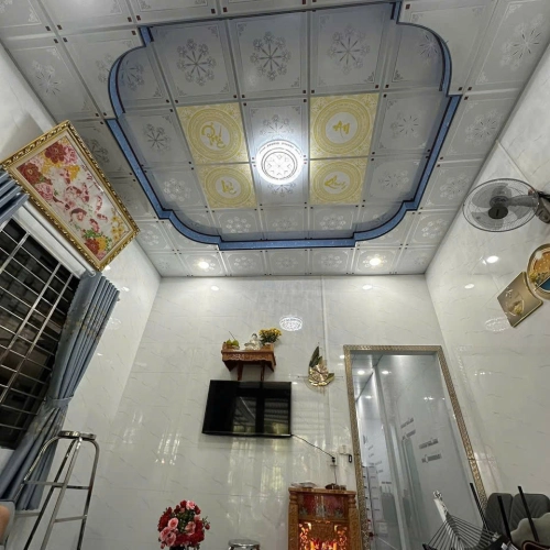 TRẦN NHỰA LA PHONG NHỰA